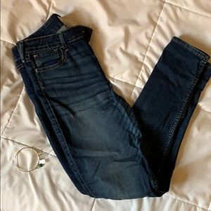 Size 9 Hollister Skinny Jeans